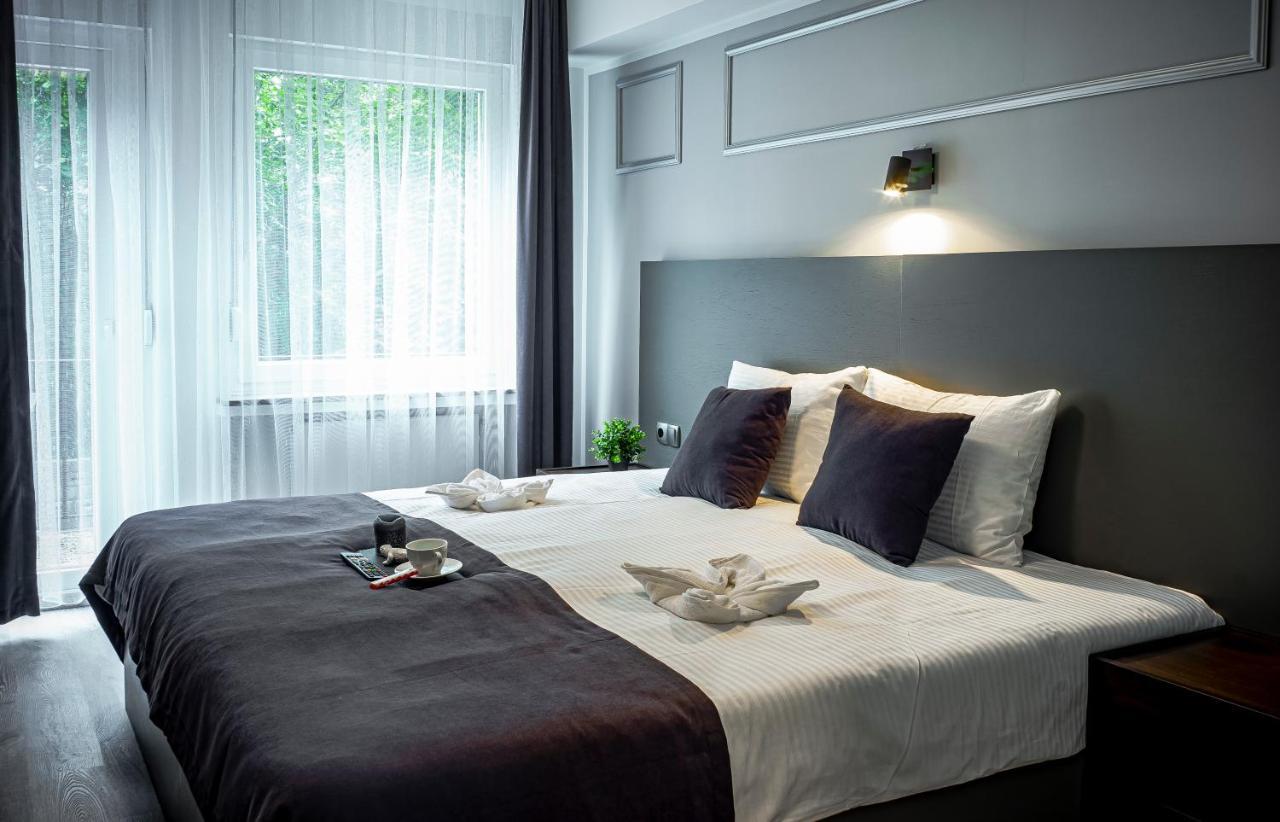Loewen Hotel